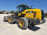 Used Komatsu Loader